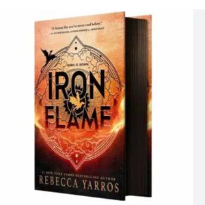 Iron Flame 1st Edition (The Empyrean #2)